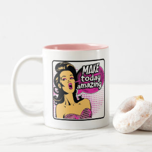 Retro Chic: Vintage Pop Art Inspirierender Spruch Zweifarbige Tasse