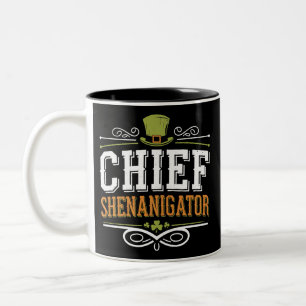 Retro Chief Shenanigator Lucky Leprechaun Hat Zweifarbige Tasse