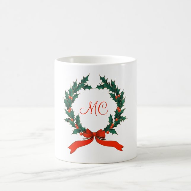 Retro Christmas Holly Wreath mit Initials Holiday Kaffeetasse (Mittel)