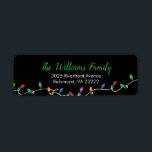 Retro Christmas Lights Address Label<br><div class="desc">Unsere Retro Christmas Lights Rücksendeadressen-Aufkleber sind die perfekte Ergänzung zu Ihren Weihnachtskarten-Umschlägen! Dieses Design bietet festliche Retro Weihnachtsschnur entlang der Unterseite des Labels. Die Hintergrundfarbe (schwarz dargestellt) kann in jede gewünschte Farbe wie rot,  dunkelgrün oder weiß geändert werden.</div>