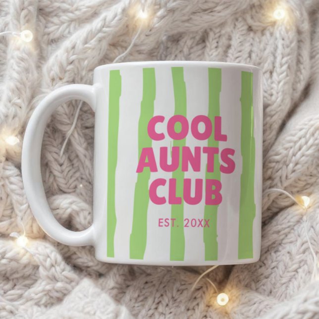 Retro "Cool Aunts Club" gestreifter Custom Est. Da Kaffeetasse (Von Creator hochgeladen)