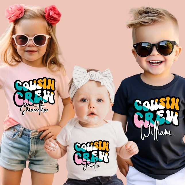 Retro Custom Cousin Crew Add your Name Black T-Shirt (Von Creator hochgeladen)