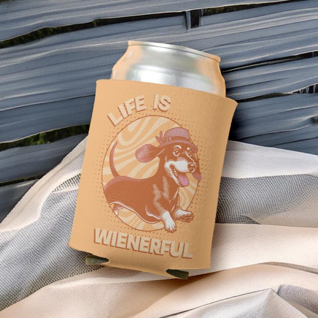 Retro Dackel "Life is Wienerful" Niedlich Funny Dosenkühler (This fun and quirky design features an adorable dachshund, complete with a cute fedora hat!)