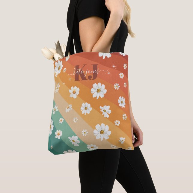 Retro Daisy Floral Rainbow Monogramm (Von Nahem)