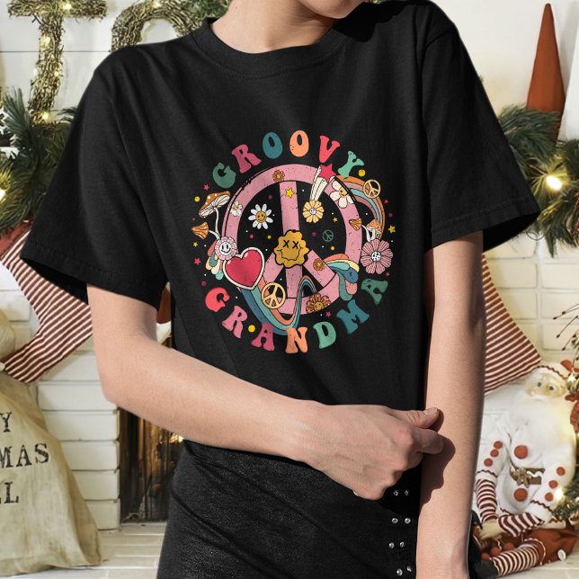 Retro Daisy Groovy Oma, Oma Gift T - Shirt (Von Creator hochgeladen)