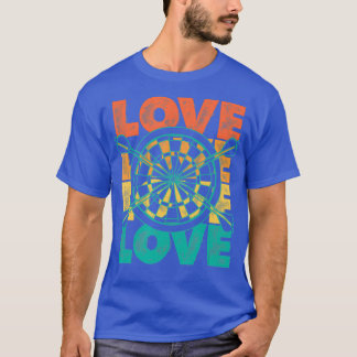 Retro Dart Player Liebe Word Thema Grafik Design T-Shirt