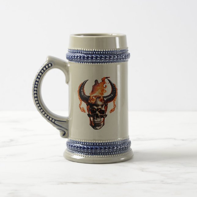 Retro Dead Burning Skull mit Horn im Feuer Bierglas (Links)
