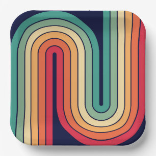 Retro-Design im Stil der 70er Jahre mit geometrisc Pappteller