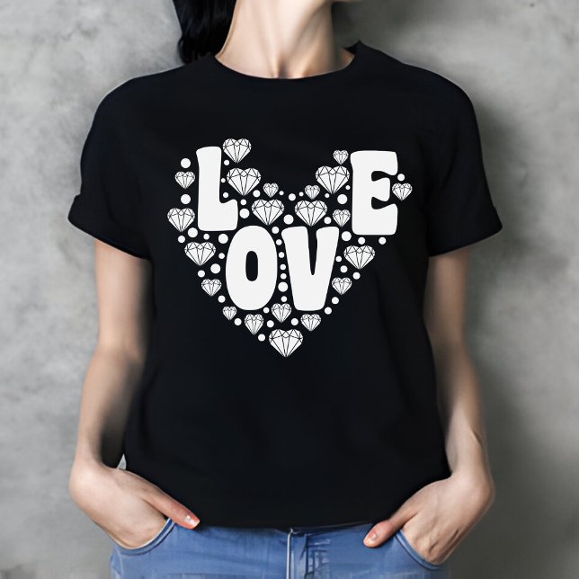 Retro Diamond Herz Schwarze Frauen Valentinstag T-Shirt (Von Creator hochgeladen)
