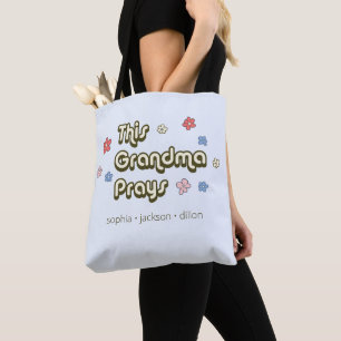 Retro dieses Oma Prays Light Blue Tote Bag