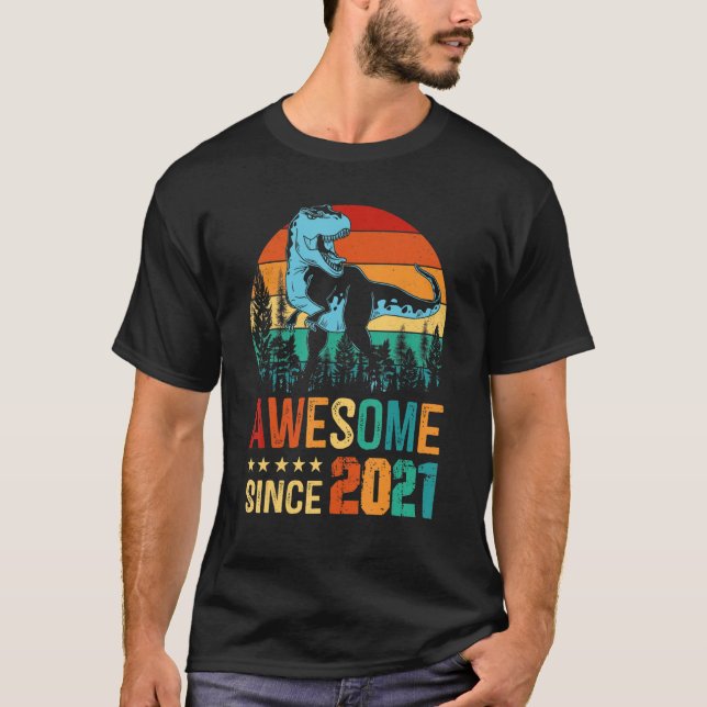 Retro Dinosaurier Rex Phantastisch seit 2021 2. Ge T-Shirt (Vorderseite)