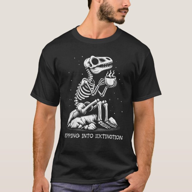 Retro Dinosaurier Skelett Sipping in Extinction Co T-Shirt (Vorderseite)
