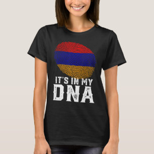 Retro Es befindet sich in meiner DNA Fingerprint A T-Shirt