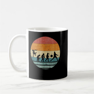 Retro-Evolution der Silhouette eines Tennisspieler Kaffeetasse