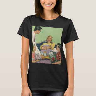 Retro-Familie serviert Mama das Frühstück im Bett T-Shirt