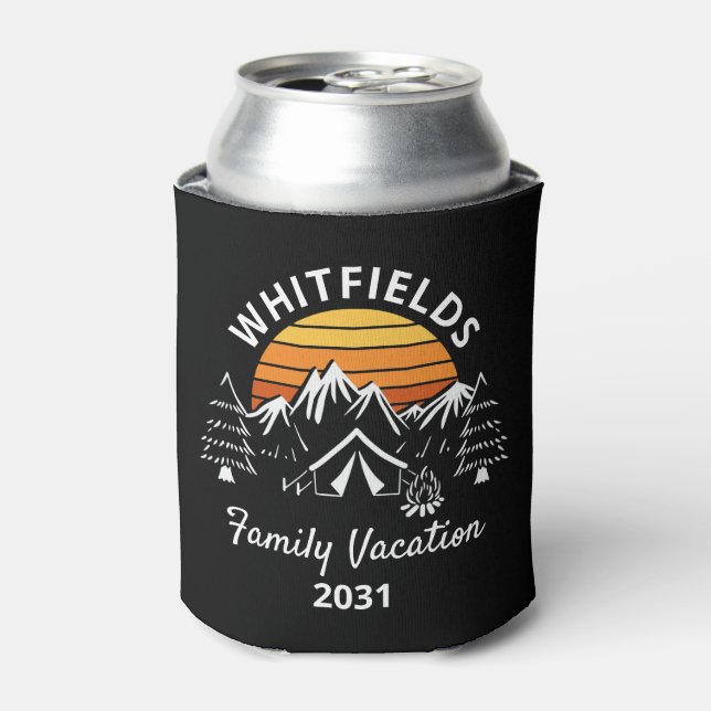 Retro Family Camping Vacacation Individuelle Name Dosenkühler (Kanne Vorderseite)