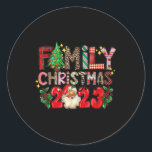 Retro Family Christmas Crew 2023 Matching Family Runder Aufkleber<br><div class="desc">Retro Family Christmas Crew 2023 Matching Family</div>