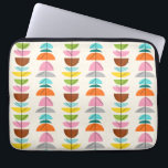 Retro-farbige Nester Laptop-Sieb Laptopschutzhülle<br><div class="desc">Lassen Sie sich von diesem Retro-farbenfrohen Nester-Laptop-Schläfer verzaubern! Das Design zeichnet sich durch einen cremefarbenen Hintergrund mit goldenen Falten und Reihen wunderbar kitschiger, farbenfroher Halbkreise aus, die sich auf minimalistischen, schwarzen Ästen ruhen. Die Halbkreise ähneln Märchen, Vogelnesten in hellblauen, aquamarinen, türkisfarbenen, orangen, rosa, gelben, grünen, grauen und braunen Tönen. Die...</div>