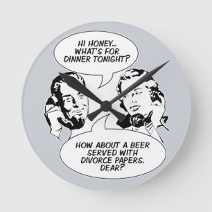 Retro Feminist Humor wall clocks Runde Wanduhr
