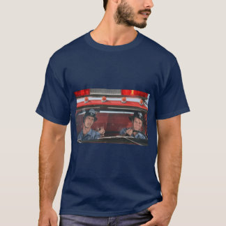 Retro-Feuerwehr-Rettungsteam Feuerwehr-Design T-Shirt