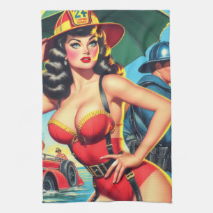 Retro Firefighter Girl Geschirrtuch