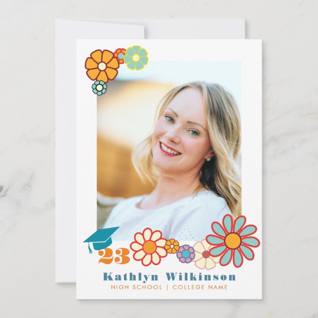 Retro Floral Elegantes Script Chic Foto Abschluss Einladung (Vorderseite)