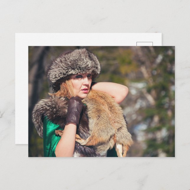 Retro-Frau im Winter Postkarte (Vorne/Hinten)