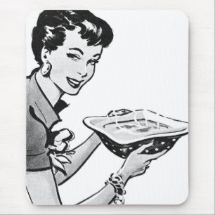 Retro-Frau mit selbstgekochtem Essen Mousepad