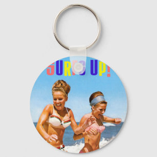 Retro-Frauen beim Surfen am Strand Mädchen Schlüsselanhänger