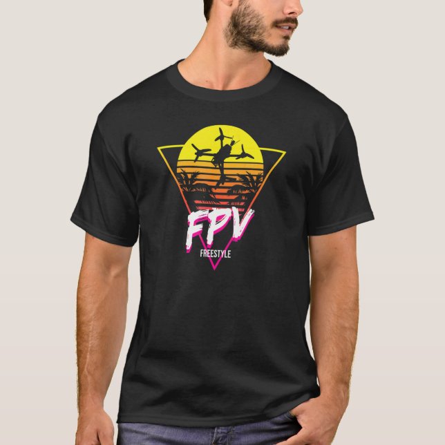 Retro Freestyle FPV Racing Drone Pilot Acro Quadco T-Shirt (Vorderseite)