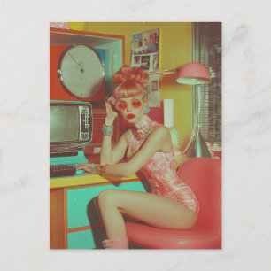 Retro Futuristic Glam Ästhetik Postkarte