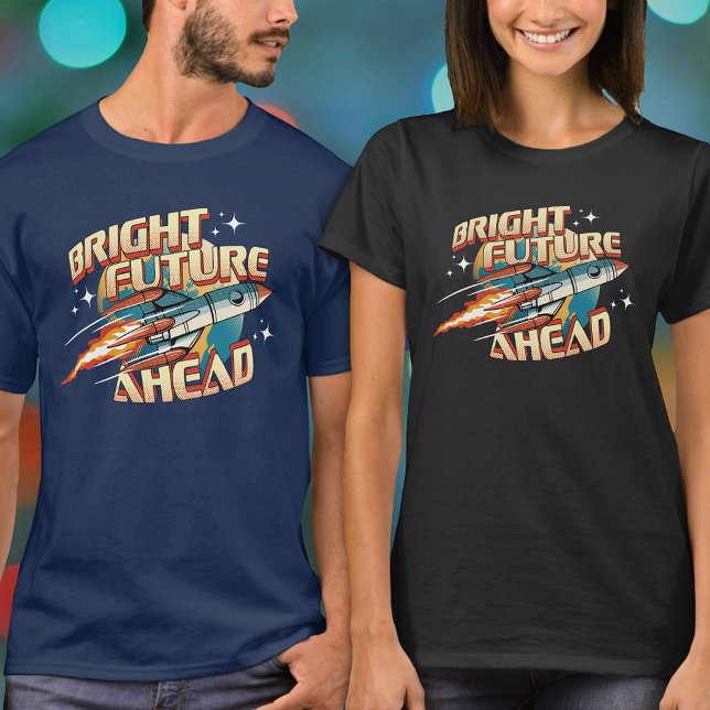 Retro Futuristic Science Fiction Rocket Typografie T-Shirt (Von Creator hochgeladen)