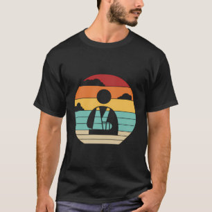 Retro gebrochen Arm Lee gebrochen Bone gebrochen F T-Shirt