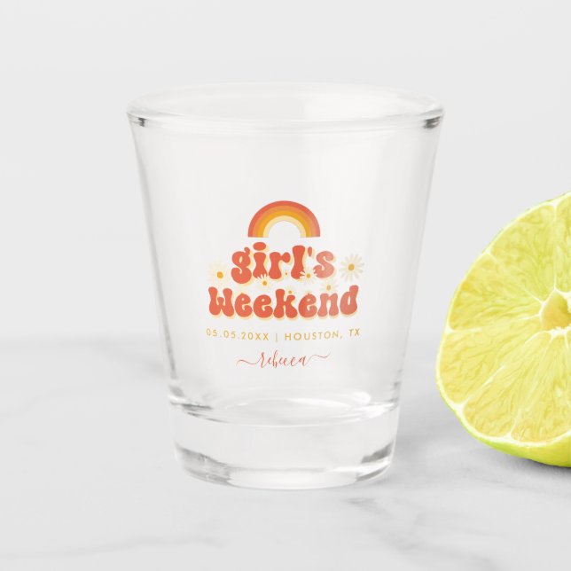 Retro Girl Weekend Personalisiert Bachelorette Schnapsglas (Vorderseite)