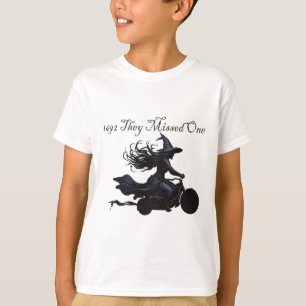 Retro Girls Trip Salem 1692 sie vermissten eine He T-Shirt