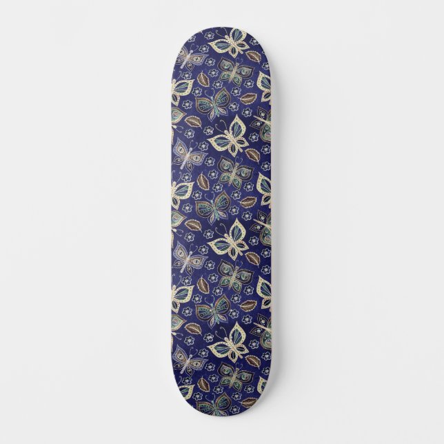Retro Girly Blue Butterfly Muster breit Skateboard (Vorderseite)