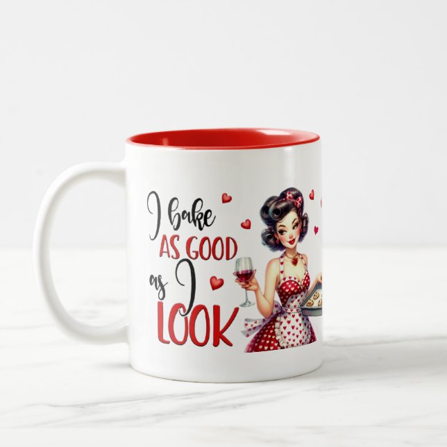 Retro Glam Hausfrau Funny Sarcastic Kitekonzept Zweifarbige Tasse (Links)