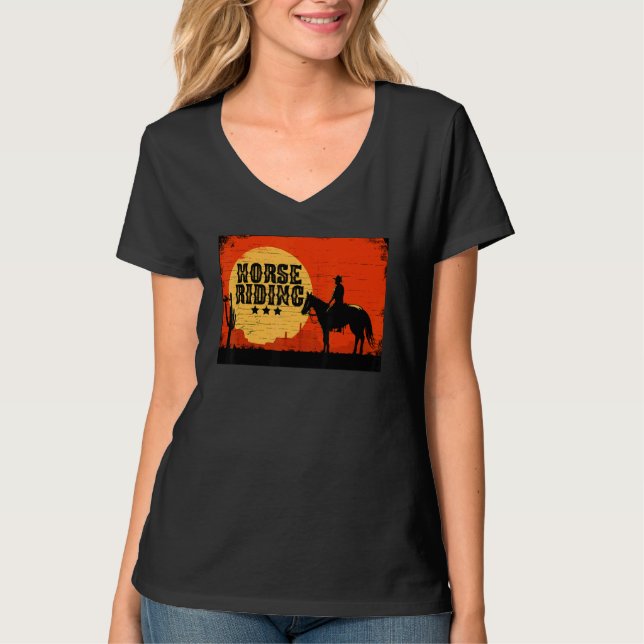 Retro Graphic Horse Lover Equestrian Rider Horses  T-Shirt (Vorderseite)