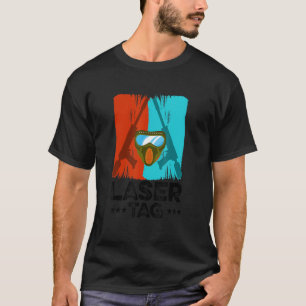 Retro Graphic Lasertag Player Lasertag Phaser Lase T-Shirt