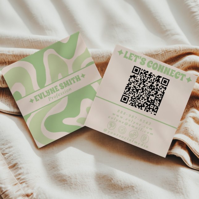 Retro Green QR Code 70s Boho Groovy Unique Trendy Quadratische Visitenkarte (Von Creator hochgeladen)
