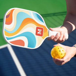 Retro Groovy 70er Colorful Monogram Initial Pickleball Schläger
