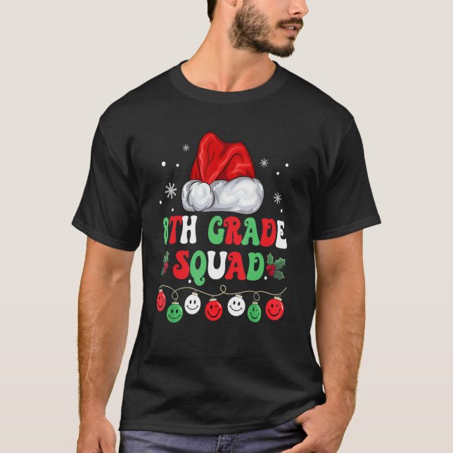 Retro Groovy 8th Grade Squad  Christmas Teacher Li T-Shirt (Vorderseite)