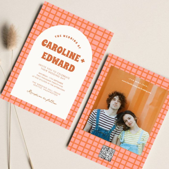 Retro Groovy Colorful Wavy Boho Wedding Qr Code Einladung (Von Creator hochgeladen)