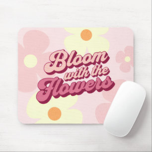 Retro Groovy Erblühe mit den Blumen Mousepad