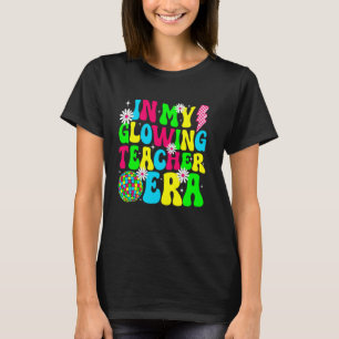 Retro Groovy in meiner strahlenden Lehrer-Ära Glüc T-Shirt
