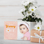 Retro Groovy One Girls 1. Geburtstag Foto Dankeskarte<br><div class="desc">Dankeschön im Stil mit diesen trendigen 1. Geburtstag Dankeschön Karten. Die Vorlagenformulierung ist einfach zu personalisieren und Ihre Familie und Freunde werden begeistert sein,  wenn sie diese fantastischen Dankesworte erhalten.</div>