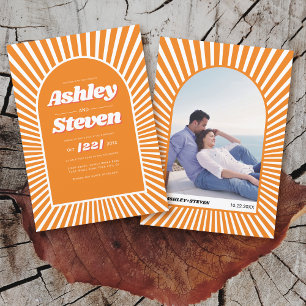 Retro Groovy orange Sonnenstrahlen 70er inspiriert Einladung