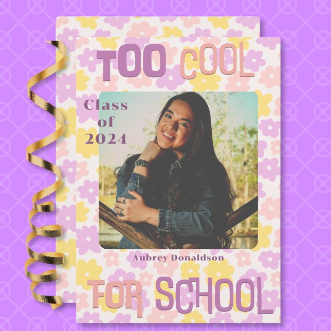 Retro Groovy Pink Gelb Lila Blumenkohl Abschluss Ankündigung (Retro Groovy Pink Yellow Purple Floral Graduation Announcement)