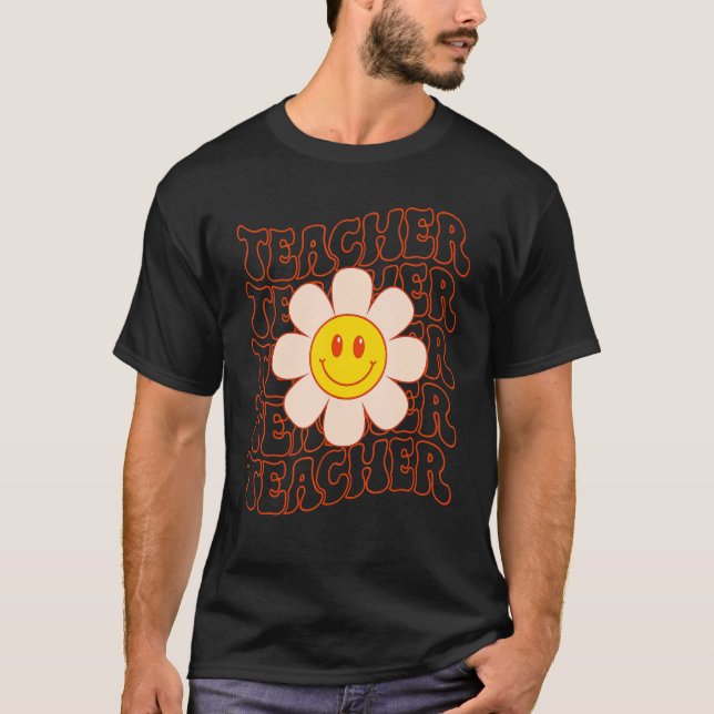 Retro Groovy Teacher Happy Face Cute Daisy Flower  T-Shirt (Vorderseite)