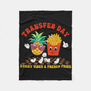 Retro Groovy Transfer Day Sticky Vibes Ivf Couple Fleecedecke
